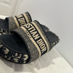 Christian Dior Oblique D-way slides